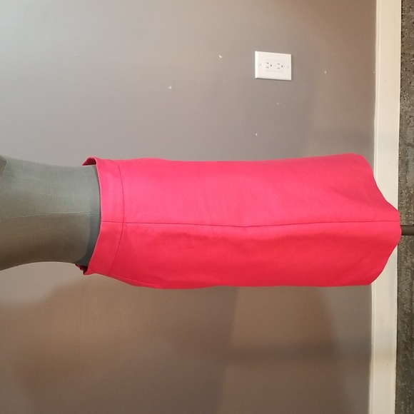 J. Crew No. 2 Pencil skirt size 6. Gorgeous coral colour. Fully lined. Cotton - Picture 4 of 9